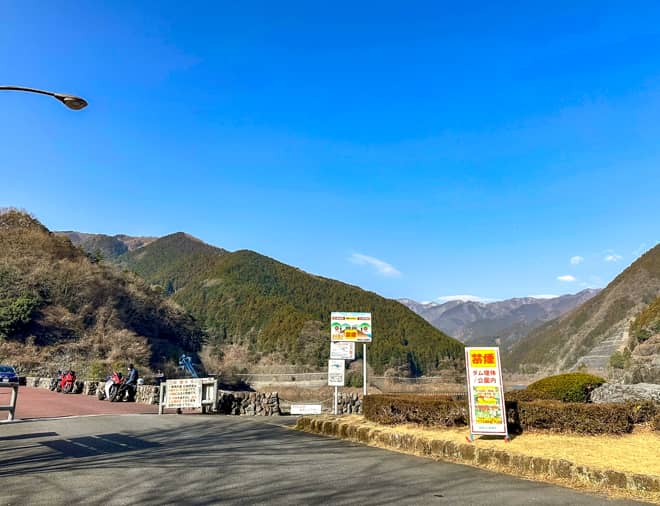 有間ダムに到着です (2)