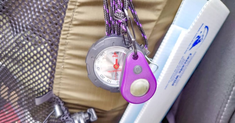 徒歩キャンプや登山では必須！持ち運びしやすい温度計のおすすめ8選