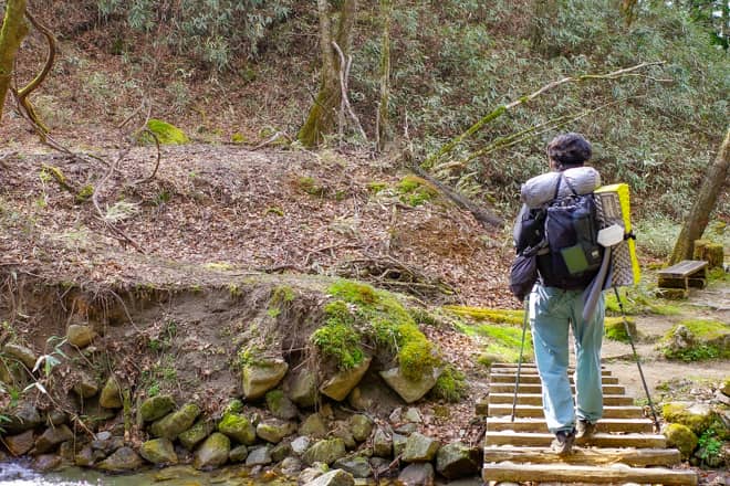 作場平口へ向かう公共交通機関は無いので