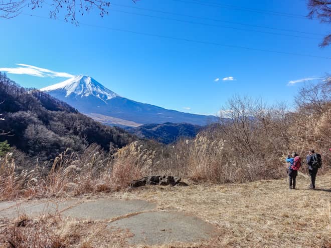 杓子山駐車場の先にある絶景スポット
