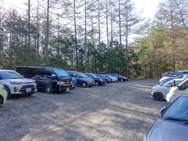 臨時第二と第三駐車場