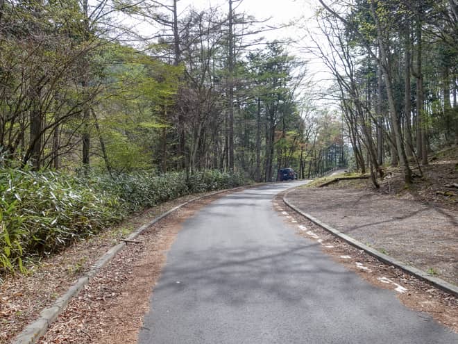 車でのアクセスは大変で