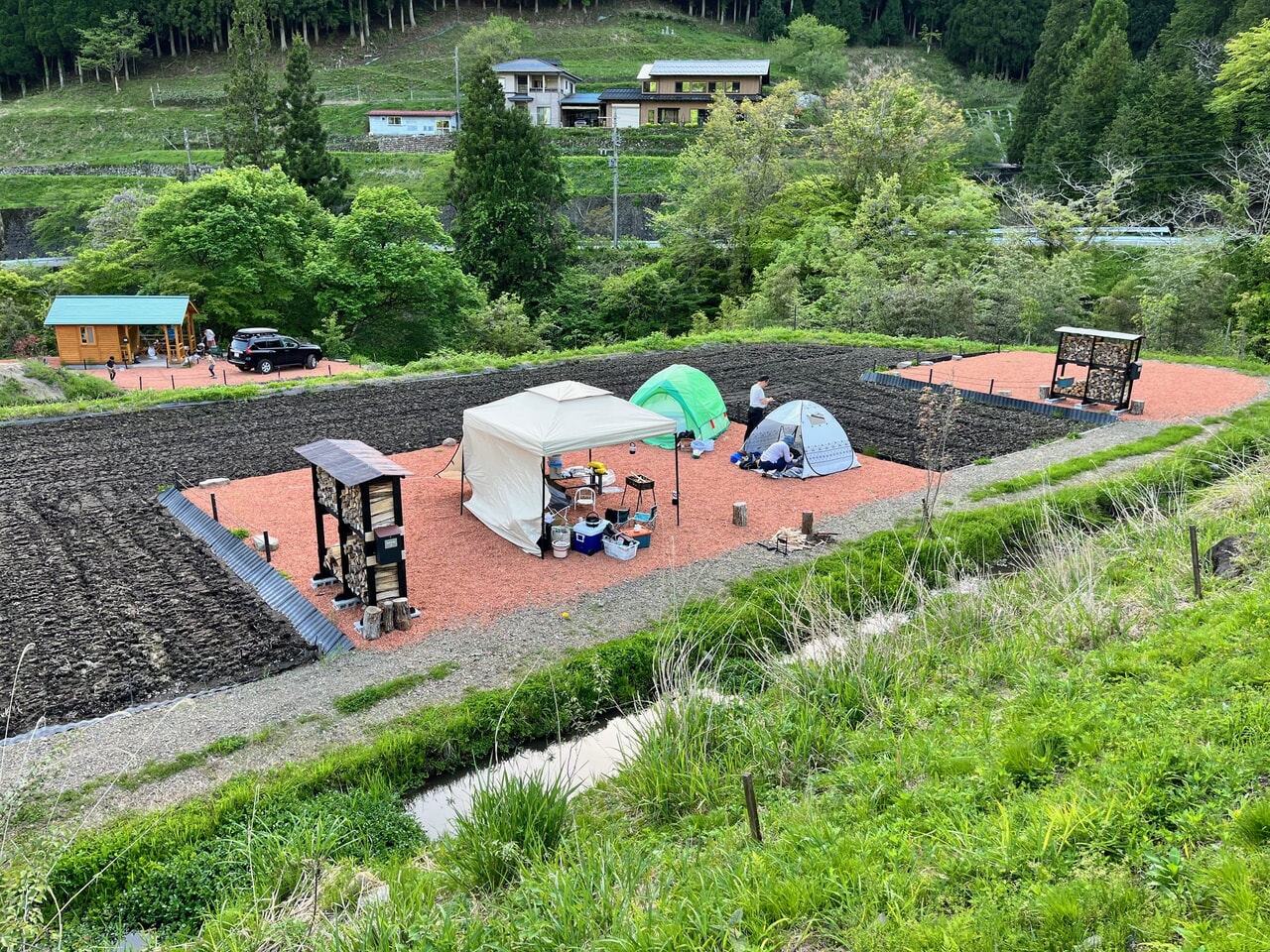 岐阜県郡上にキャンプと一緒に心身を整えるリトリート施設「HOLY FUNGUS」オープン