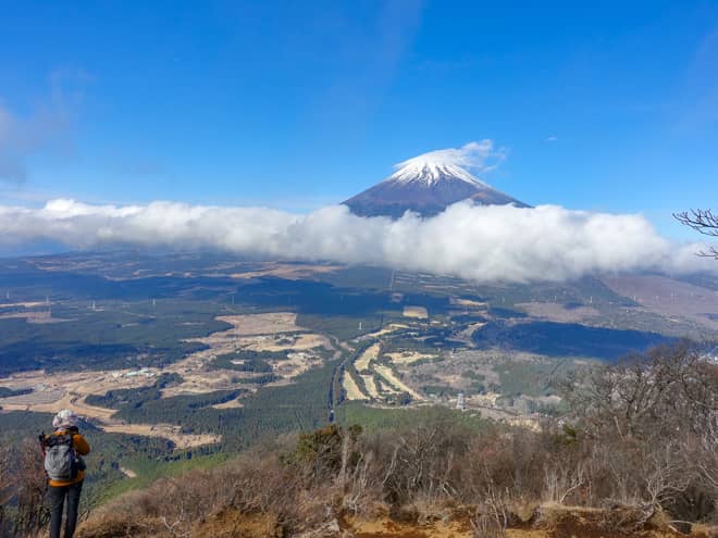 富士山が美しく見える絶景ポイント愛鷹山