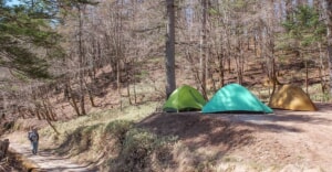 奥秩父山塊にある山小屋「笠取小屋」はじめてのテント泊におすすめしたいテント場です