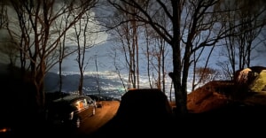 静けさの極み「美鈴湖もりの国オートキャンプ場」松本市の夜景と北アルプスを望める絶景キャンプ場