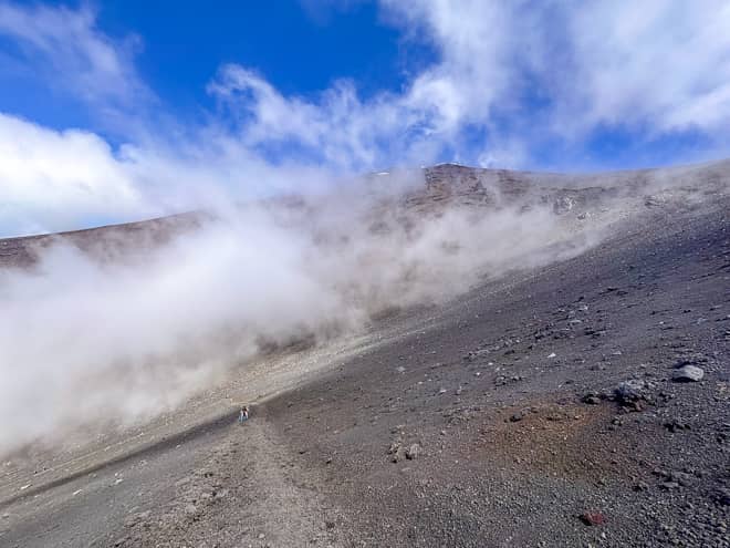 登りではあれだけ苦しめられた「三百六十五歩のマーチ」