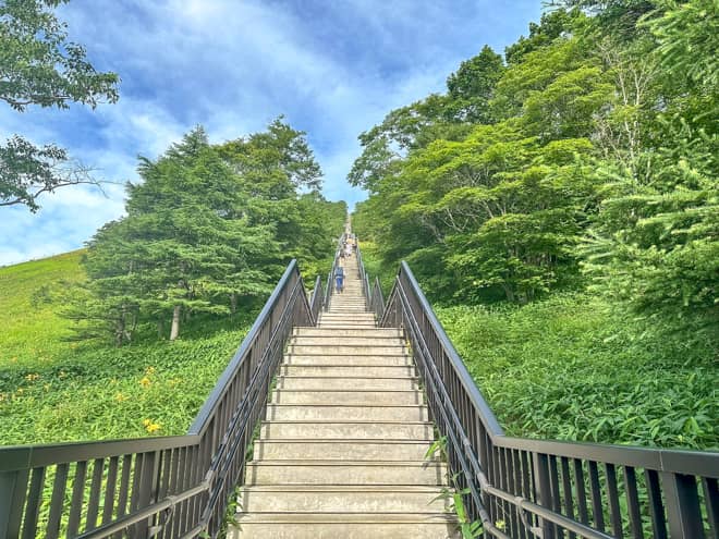 避難小屋から先は前半とはうってかわって