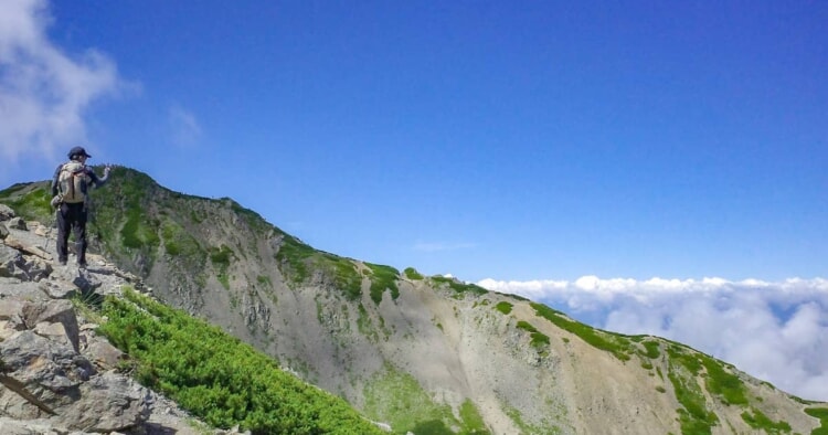 南アルプスの女王「仙丈ヶ岳」日帰り登山は可能？失敗しないポイントまとめ【コースタイム・難易度・バス時刻表】