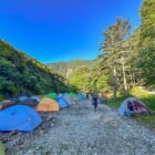 徒歩10分の山小屋「長衛小屋」南アルプス登山のベースキャンプ地でキャンプを満喫できる