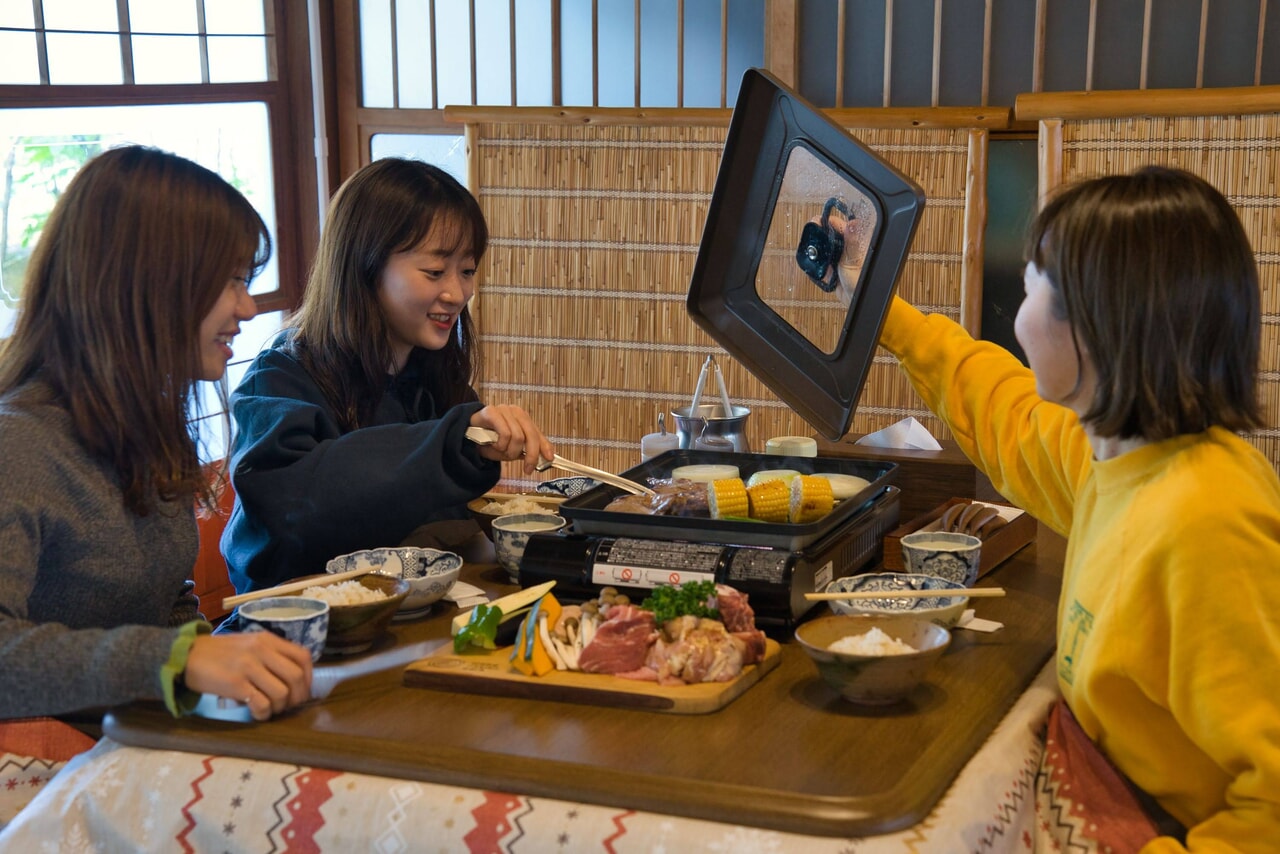 冬だけの贅沢体験！家族で楽しむ「こたつ×あったかグランピングプラン」が愛知県岡崎市に登場