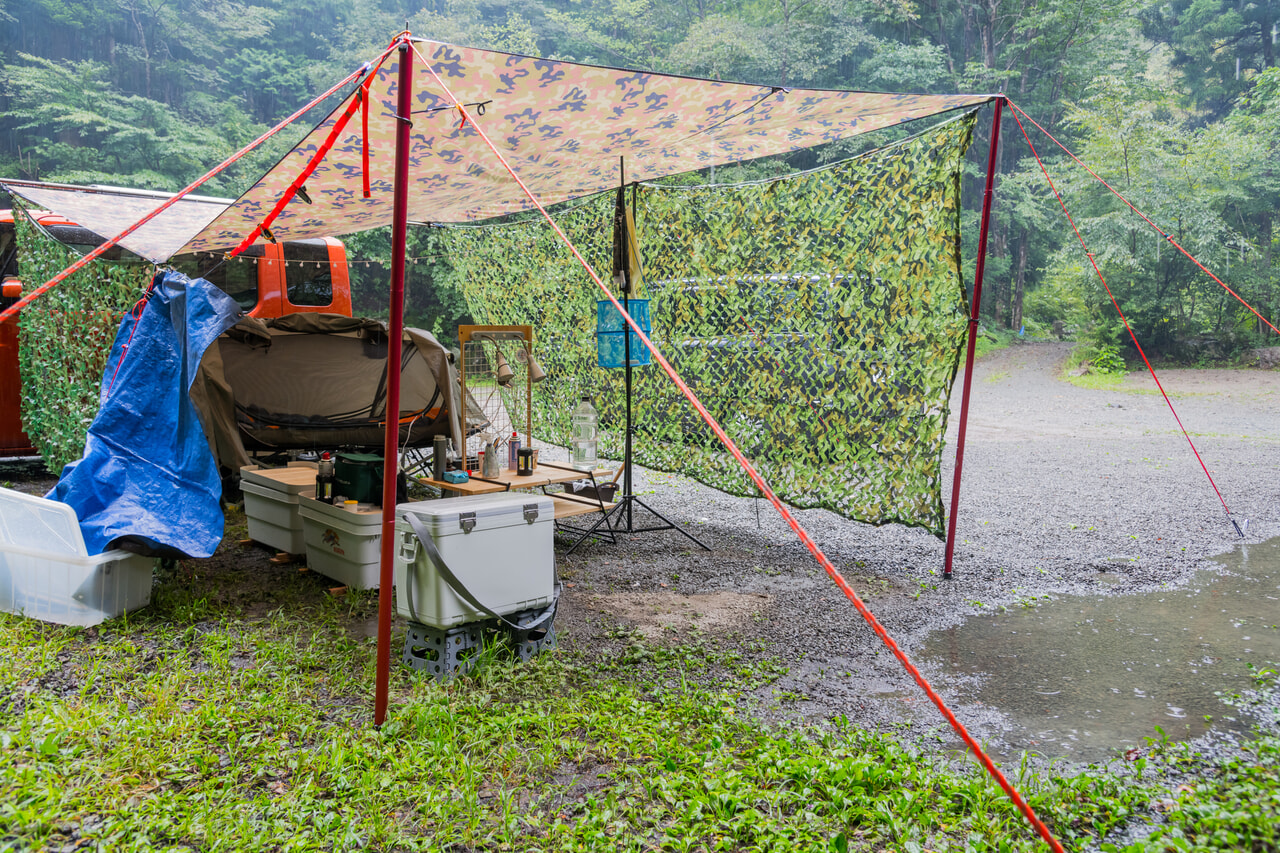 雨キャンプのイメージ (2)