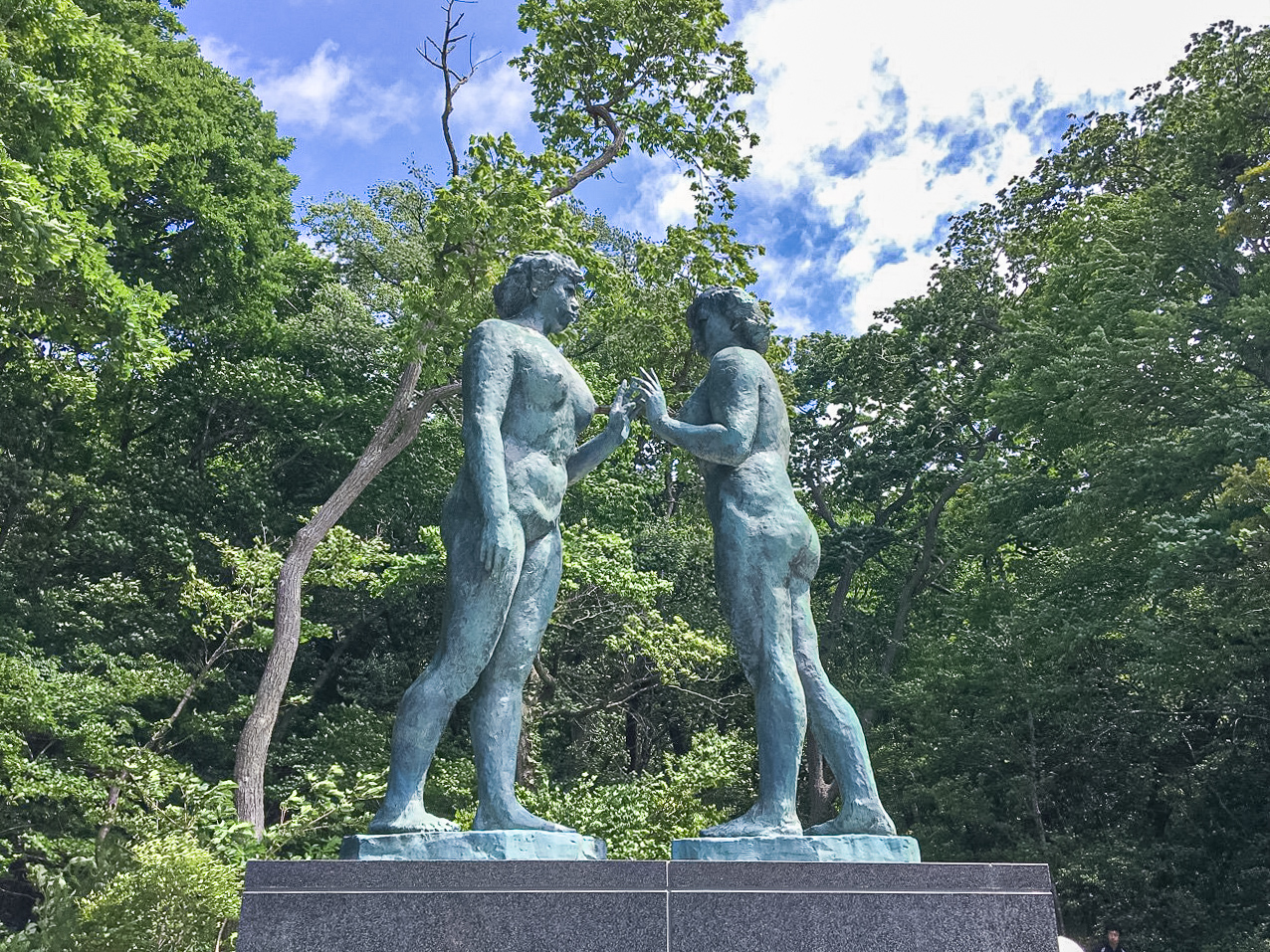 十和田湖の乙女の像