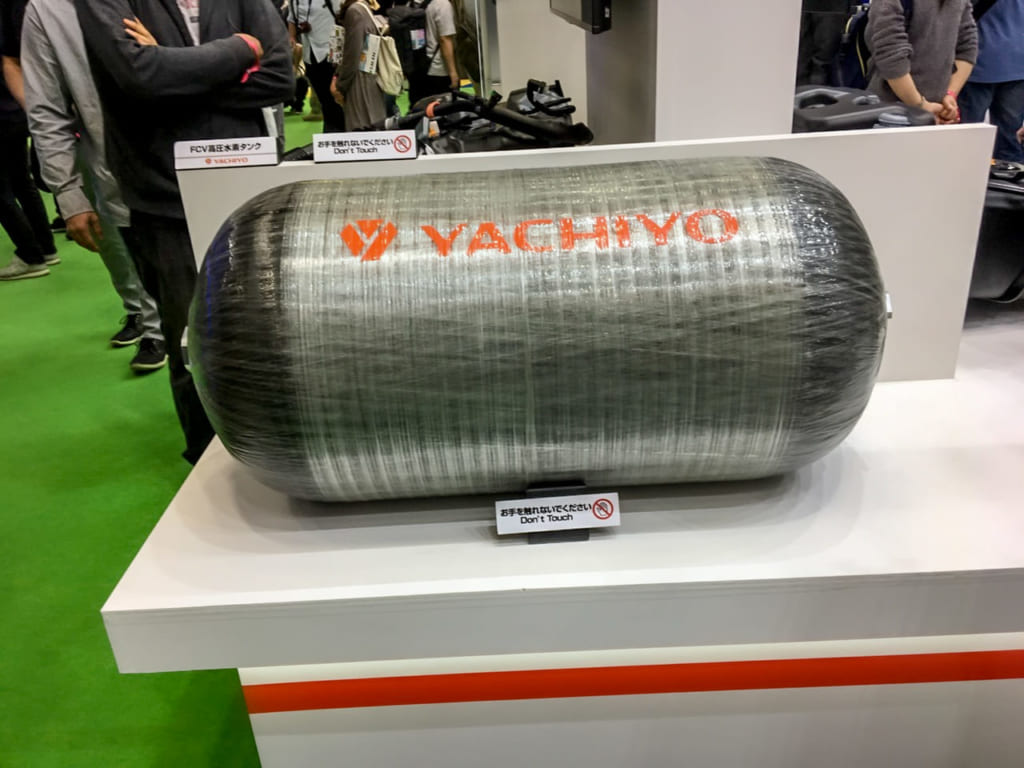 東京モーターショーに展示された水素タンク